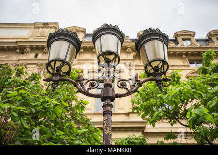 Lanterna di strada a Parigi, Francia Foto Stock