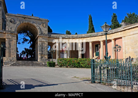 Palazzo dei Santi Michele e Giorgio Palaia Anaktora Corfù città delle Isole Ionie Grecia UE Unione europea. Foto Stock