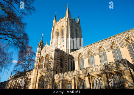 St Edmundsbury Cathedral, la cattedrale per la chiesa di Inghilterra del diocesi di St Edmundsbury e Ipswich, Bury St Edmunds, Suffolk, Inghilterra, unite Foto Stock