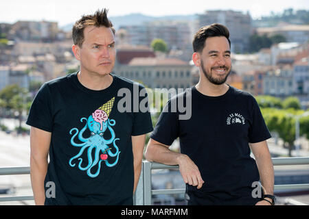 Mark Hoppus e Linkin Park il cantante e produttore Mike splenduto frequentare il Photocall Midem 2017, 7 giugno 2017, a Cannes, Francia Foto Stock