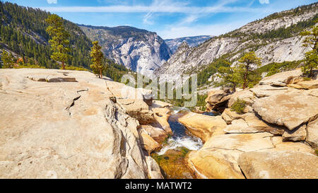 Vista panoramica del Parco Nazionale di Yosemite in California, Stati Uniti d'America. Foto Stock