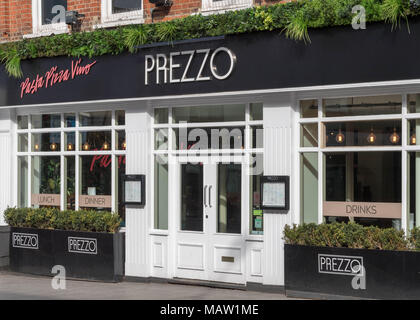 Prezzo ristorante gruppo chiusure: Brentwood Prezzo per chiudere e Tex Mex ristorante Chimichanga ha già chiuso. Foto Stock