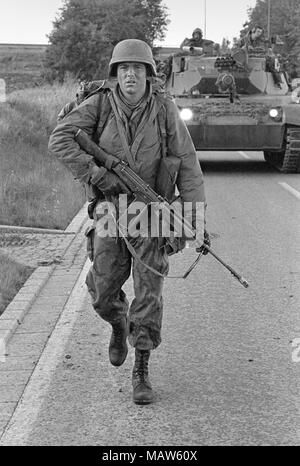 Esercitazioni nato in Germania, le truppe canadesi (ottobre 1983) Foto Stock