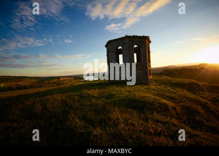 Tempio sulla collina Kenmuir Howwood Scozia Scotland Foto Stock