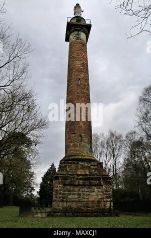 Una vista di Hawkstone Park di follie in Shropshire Foto Stock