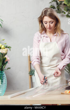 Immagine di un fioraio donna taglio di film Foto Stock