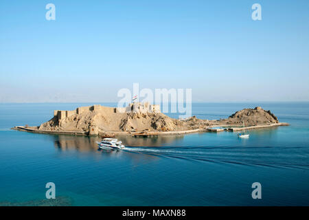 Aegypten ha, il Sinai Ostküste bei Taba, Kreuzritterburg auf der Insel sull'Isola di Corallo Foto Stock