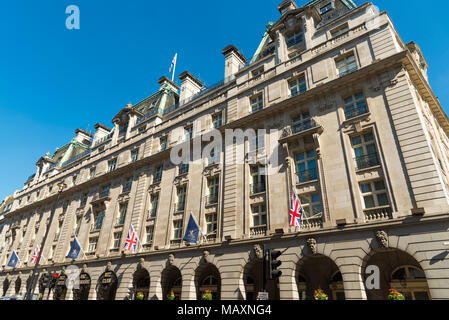 Il Ritz, Piccadilly, Londra, Regno Unito Foto Stock