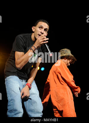 Khleo Thomas e Thomas Khameel eseguire all'estate esplosione presso la Sports Arena Il 20 agosto 2011 a Los Angeles, California. Foto Stock