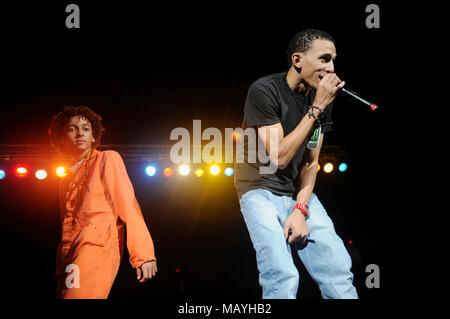 Khleo Thomas e Thomas Khameel eseguire all'estate esplosione presso la Sports Arena Il 20 agosto 2011 a Los Angeles, California. Foto Stock