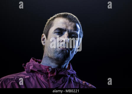 Liam Gallagher suonare dal vivo a Leeds Arena. Foto Stock