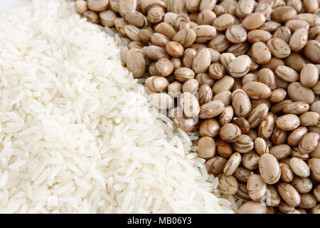 Arroz e Feijao, Comida Típica Brasileira Foto Stock