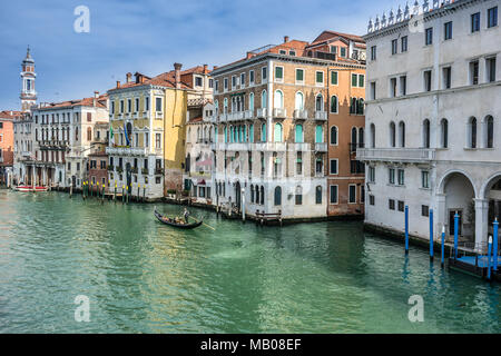 Rialto sul Canal Grande di Venezia Foto Stock