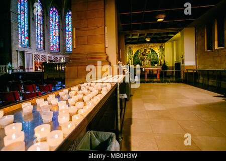 Lussemburgo, Lussemburgo - 17 giugno 2015: interno la Cattedrale di Notre Dame. Granducato di Lussemburgo. Originariamente era una chiesa gesuita e la sua cornersto Foto Stock