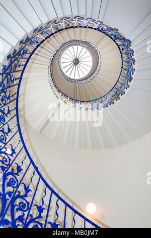 Inghilterra, Londra Greenwich, la Casa della regina, Tulip scalinata Foto Stock