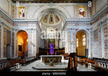 Cattedrale cattolica romana dei Santi Filippo e Giacomo a Sorrento. Foto Stock