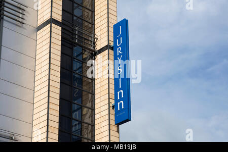 Jurys Inn hotel segno, Station Rd, Nottingham, Nottinghamshire, Regno Unito - 3 Aprile 2018 Foto Stock