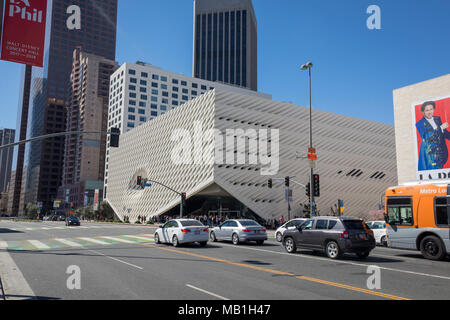 Il vasto Museo d' arte contemporanea sulla Grand Avenue nel centro di Los Angeles, California, Stati Uniti d'America Foto Stock