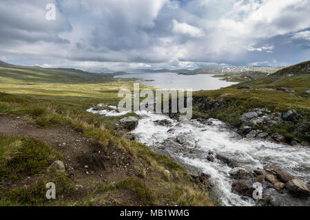 Jotunheimen Nazione una zona montuosa nella Norvegia meridionale e parte del lungo intervallo noto come i monti scandinavi Foto Stock