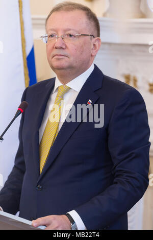 Ambasciatore russo presso la Dott.ssa Alexander Yakovenko conferenza stampa, London, Regno Unito - 05 Aprile 2018 Foto Stock