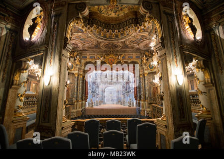 16 marzo 2018, Bayreuth, Germania: Il rinnovato Markgräfliche Opera house. Dopo i lavori di ristrutturazione che è durato 6 anni l'Opera House sarà riaperto il 12 aprile 2018. Foto: Daniel Karmann/dpa Foto Stock