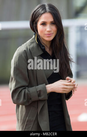 Bath, Regno Unito. 6 Aprile, 2018. Meghan MarklePrince Harry e Meghan Markel assistere il team britannico prove per Invictus Giochi, Bath University, Regno Unito. Credito: Raymond codolo/Alamy Live News Foto Stock