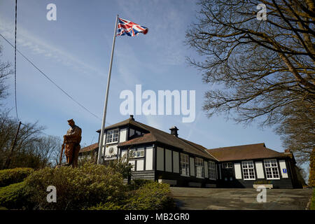 Il pittoresco villaggio di comunità hall Mobberley Vittoria Memorial Hall Club in Town Lane Knutsford nel Cheshire Foto Stock