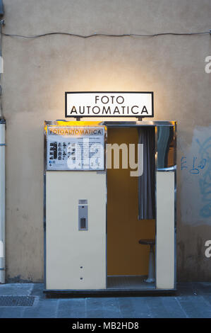 Foto Automatica - Photo Booth - Italiano in stile vintage Foto Stock