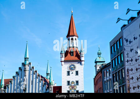 Il municipio vecchio a Marienplatz a Monaco di Baviera (la piazza di Maria) Foto Stock