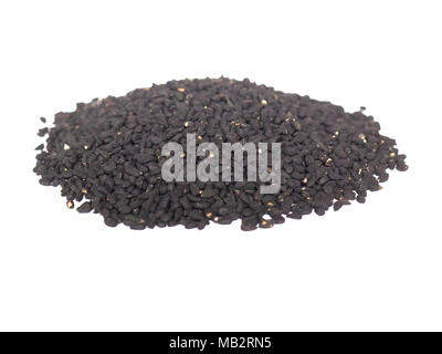 Nigella Sativa (aka Cumino Nero) semi spice su sfondo bianco Foto Stock