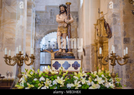 Briviesca, Spagna - 31 Marzo 2018: immagine di Gesù Cristo, interno della chiesa di Santa Maria. Settimana Santa (Semana Santa) a Briviesca, Burgos provinc Foto Stock