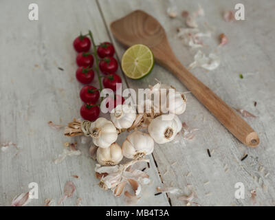 Gli ingredienti che si trovano normalmente nella cucina italiana Foto Stock