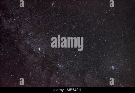 Costellazione di eroico Perseo tenendo la testa di Medusa nel cielo stellato Foto Stock