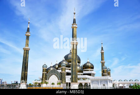 Vista la mattina della moschea di cristallo a Kuala Terengganu, Malaysia Foto Stock