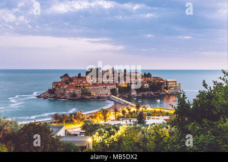 Sveti Stefan isola in Montenegro Foto Stock