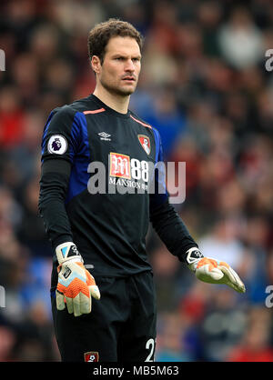 AFC Bournemouth portiere Asmir Begovic durante il match di Premier League alla vitalità Stadium, Bournemouth. Foto Stock