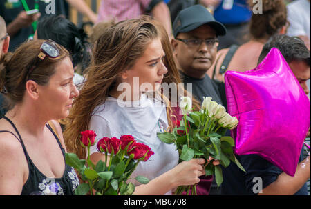 Conseguenze del 22 maggio 2017 Manchester Arena attacco terroristico Foto Stock