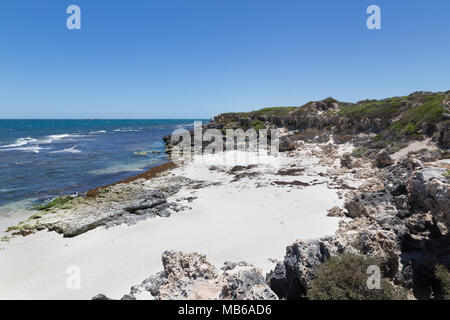 Una spiaggia appartata vicino Lluka Beach, un po' a sud della spiaggia di Burns, Perth, Western Australia Foto Stock