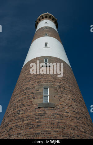 North Ronaldsay faro, Orkney - La Gran Bretagna è più alto in base terra faro Foto Stock