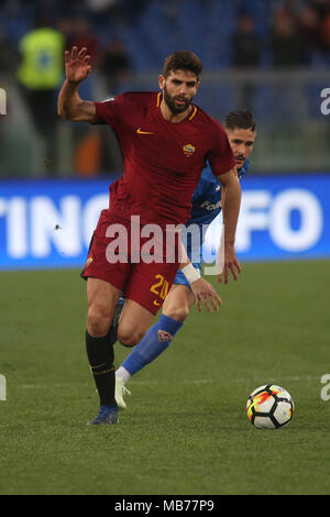 Roma, Italia. 07 apr, 2018. 07.04.2018. Stadio Olimpico di Roma, Italia. Serie A. AS Roma vs FC Fiorentina. Fazio in azione durante la serie di una partita di calcio Roma vs Fiorentina n allo Stadio Olimpico di Roma. Credit: Indipendente Agenzia fotografica/Alamy Live News Foto Stock