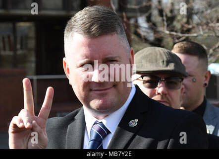 Il leader e vice leader del gruppo di estrema destra prima la Gran Bretagna sono stati trovati colpevoli di religiosamente aggravato le molestie. Paul Golding e Jayda Fransen erano nella foto prima della condanna inflitta a Folkestone Magistrates Court. Dotato di: Paul Golding dove: Folkestone, Kent, Regno Unito quando: 07 Mar 2018 Credit: Steve Finn/WENN.com Foto Stock