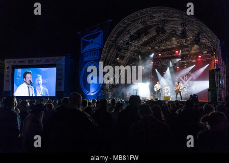 Il musicista britannico Frank Turner & The Sleeping anime vivono al ventisettesimo Heitere Open air di Zofingen Argovia, Svizzera Foto Stock