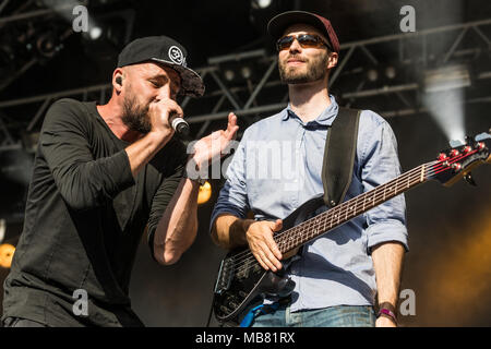 Il tedesco musicista reggae Gentleman ed il musicista giamaicano reggae Ky-Mani Marley, figlio di Bob Marley live al ventisettesimo Heitere Foto Stock