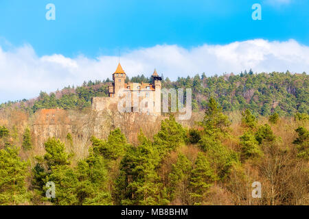 Il castello Berwartstein nella foresta palatina Foto Stock