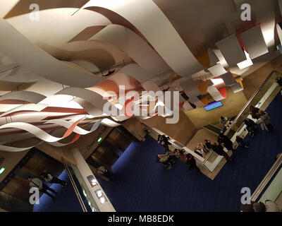Newcastle, Inghilterra - Marzo 10, 2018: vista interna dei corridoi di Bridgewater Hall. La Hall è Manchester internazionale di concerto Foto Stock