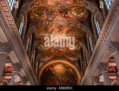 VERSAILLES FRANCIA 01 APRILE : interni, dettagli architettonici di un soffitto della Cappella Reale, aprile 01, 2018 a Versailles, Francia Foto Stock