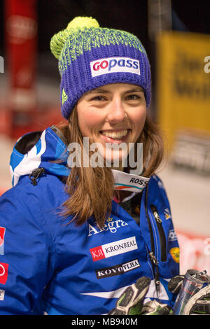 Il 20 dicembre 2017, Courchevel, Savoie, Francia, Petra Vlhova della Slovacchia il 2° posto in slalom parallelo di Courchevel Ladies Coppa del Mondo di Sci 2017 Foto Stock