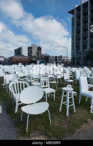 La 185 sedie vuote memorial, ricordando le vittime del terremoto di Christchurch, Christchurch, Nuova Zelanda Foto Stock