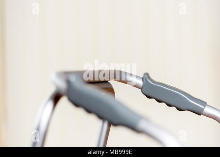 Ruote telaio a piedi, riabilitazione aiuti a piedi. Foto Stock