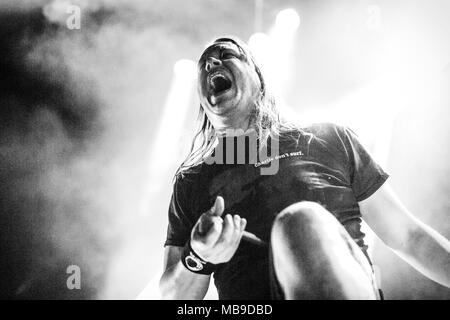 Norvegia, Oslo - Marzo 30, 2018. La tecnica americana band death metal origine esegue un concerto dal vivo presso il Rockefeller durante il norvegese metal festival Inferno Metal Festival 2018 a Oslo. Qui il cantante Jason Keyser è visto dal vivo sul palco. (Photo credit: Gonzales foto - Terje Dokken). Foto Stock